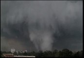 Los tornados arrasan el sur de EE UU