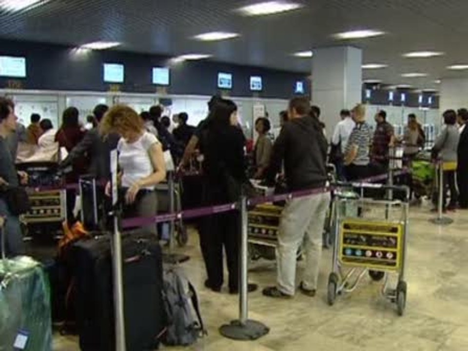 Tránsito de viajeros fluido en Barajas