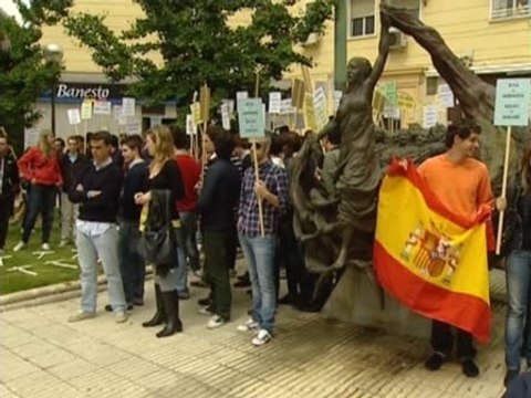 Nuevas Generaciones denuncia la fuga de Troitiño