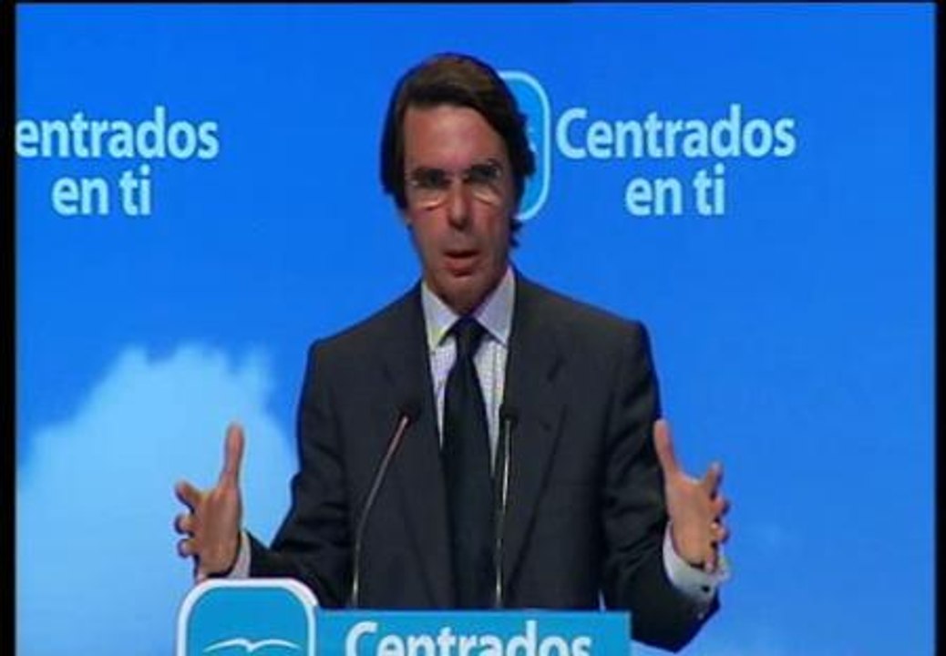 José María Aznar: "España no es un país de tsunamis, pero tenemos socialistas que causan desastres"