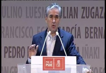 Jáuregui censura la "injusticia" del PP al "sembrar sospecha" de la firmeza del Gobierno en el fin de ETA