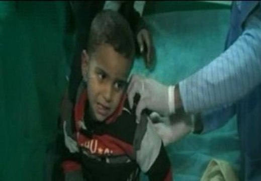 Aviones de la OTAN bombardean la residencia de Gadafi en Tripoli