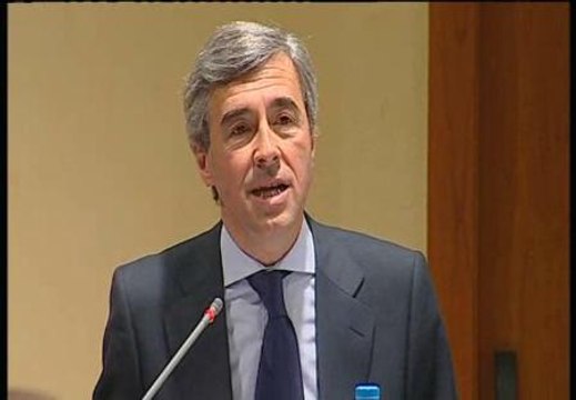 Acebes: Si Batasuna hace coalición con otro partido legal, es fraudulenta e ilegal