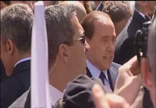 Berlusconi niega las acusaciones de fraude fiscal