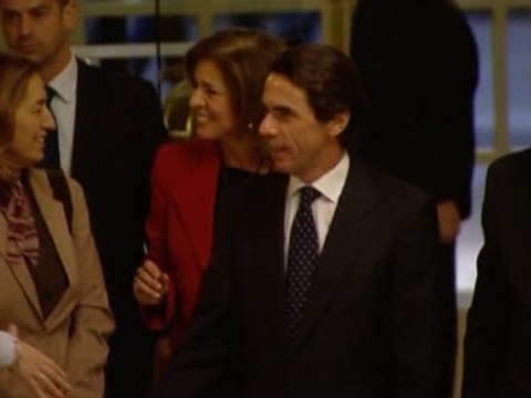 Sigue la polémica por declaraciones de Aznar