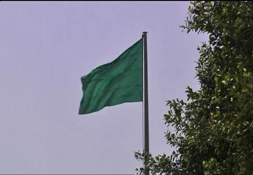 Las fuerzas de Gadafi destruyen la mezquita de Zawiya, símbolo de la resistencia de los rebeldes