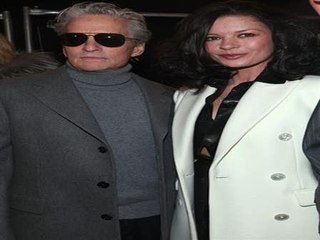 Catherine Zeta-Jones casi recuperada