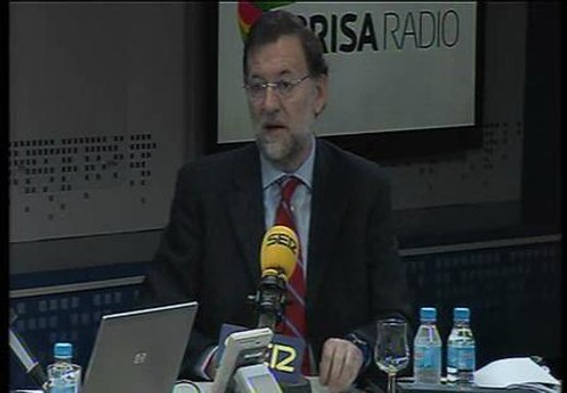 Rajoy: Lo mejor que puede hacer el PSOE es llamar a los españoles a las urnas