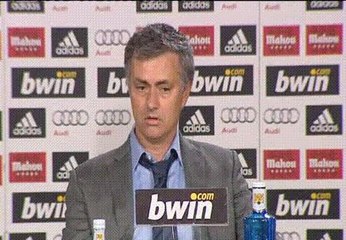 Mourinho: "La Liga es prácticamente imposible"