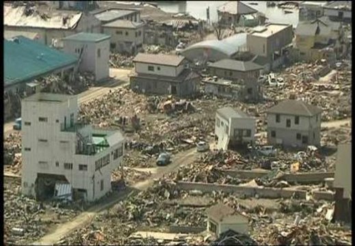 Japón, un mes después del tsunami