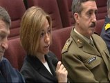 Chacón habla por videoconferencia con algunas tropas desplazadas a Libia