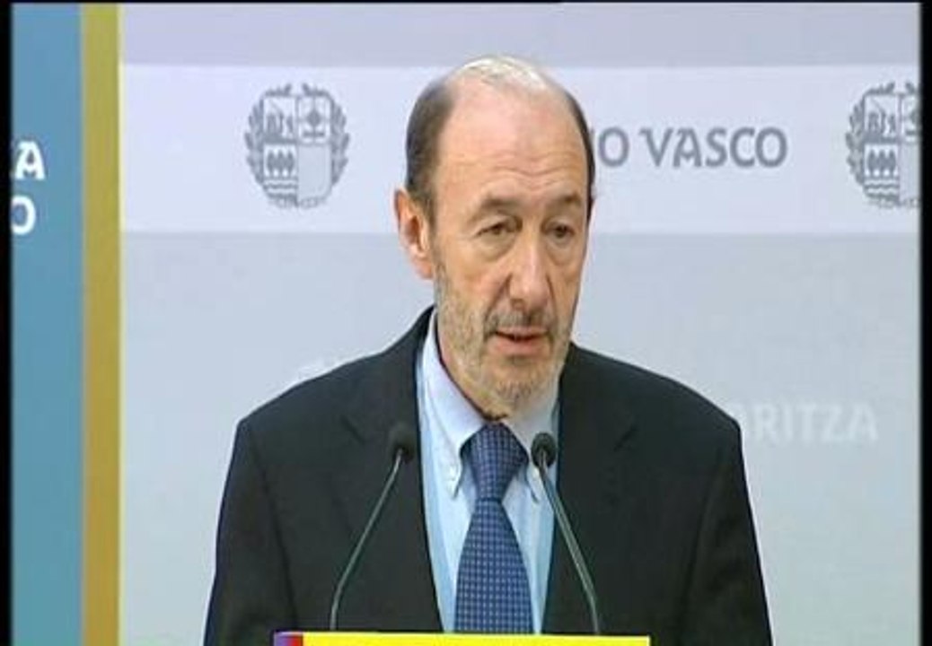 Rubalcaba:"Vamos a poner dos lupas sobre las listas"