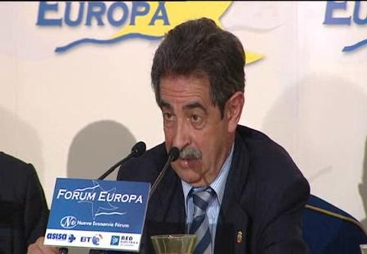 Revilla al PP: Si tienen tan claro que van a ganar que esperen hasta el final