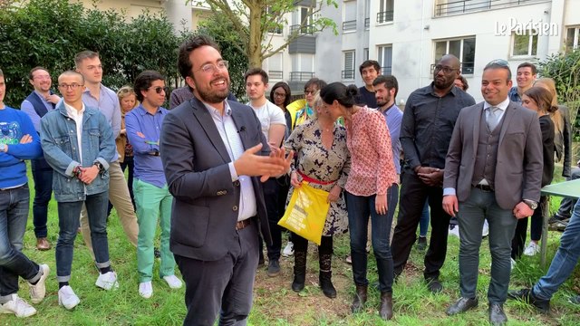 Municipales à Paris : Mounir Mahjoubi lance sa campagne autour d'un BBQ