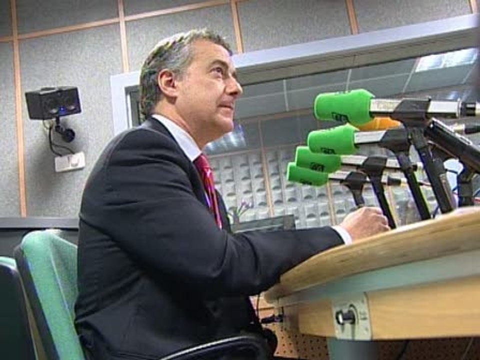 Urkullu insta a Zapatero a tener "altura de miras"