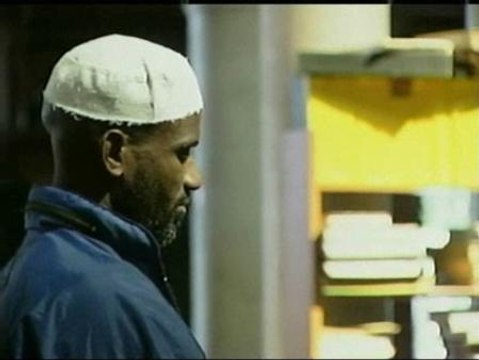 Nicolas Sarkozy plantea prohibir los menús islámicos y los rezos en la calle