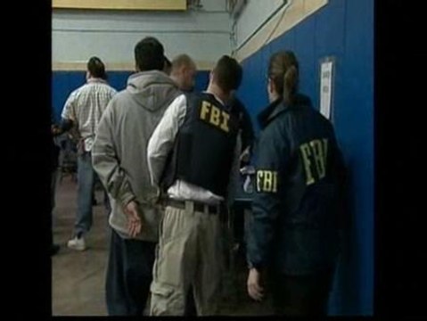 El FBI detiene a 100 supuestos mafiosos en Nueva York