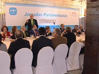 Camps, en acto de fin de legislatura en PP