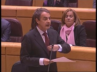 Zapatero acusa al PP de hacer "miserable" el debate