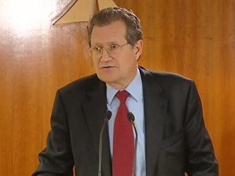 AENA convoca a sindicatos para evitar huelga