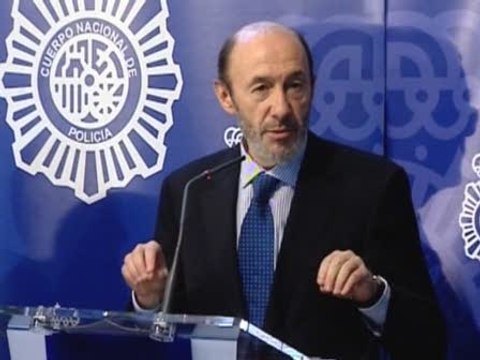 El vicepresidente Rubalcaba ingresado en la UCI