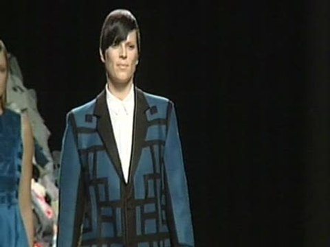 David Delfín apuesta por laberintos verdes y azules