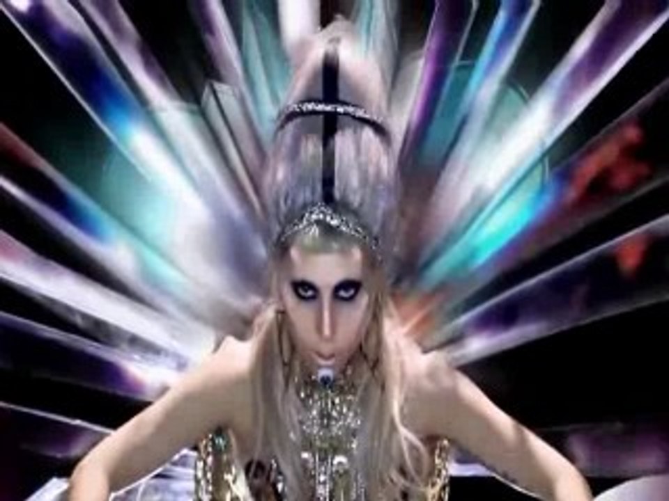 Lady Gaga estrena el videoclip de 'Born this way'