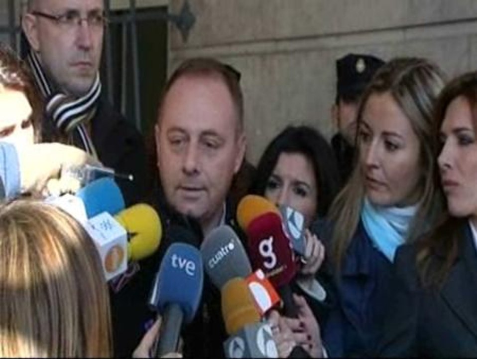 Cuatro compañeros del Instituto desmontan la coartada del Cuco