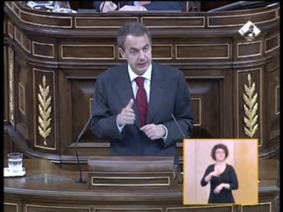 PP y PSOE se enfrentan por políticas sociales