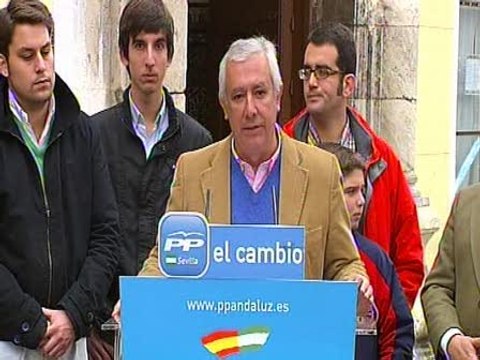 Arenas: Zapatero no debe seguir engañando