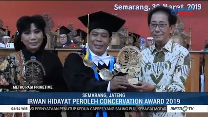 Irwan Hidayat Terima Conservation Award 2019