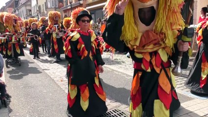 Carnaval : pluies de confettis à Soultz