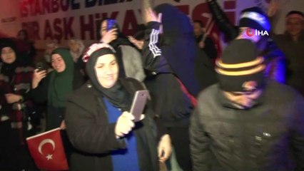 AK Partili vatandaşlar Kısıklı’da kutlamalara başladı