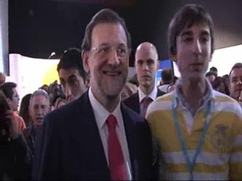 Aznar y Rajoy, los más buscados en la Convención Nacional del PP