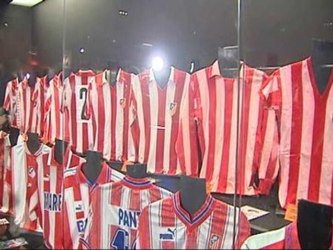 Cien años con rayas rojiblancas