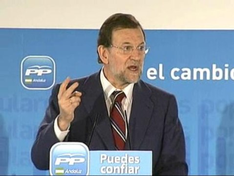 Rajoy compara a España con un tiovivo