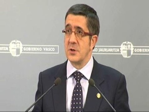 Patxi López: Las palabras bienintencionadas deben ir acompañadas de hechos