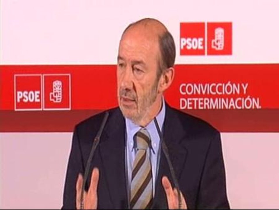 Rubalcaba: "Queremos que la reforma de las pensiones se haga con consenso"