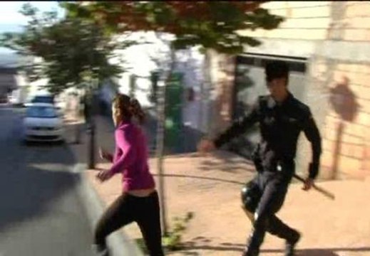 La policía interviene en la ejecución de un desahucio en Padul (Granada)