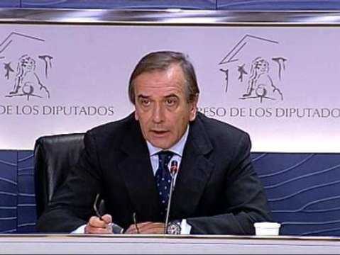 Alonso considera que el PP está tratando de rentabilizar políticamente la agresión al consejero murciano