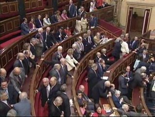Gobierno y PP, de acuerdo en "corregir privilegios" de diputados y senadores