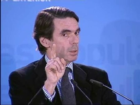 Aznar muestra su apoyo incondicional a Rajoy y pide para él la mayoría absoluta