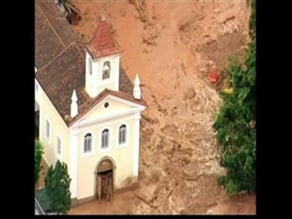 Las lluvias arrasan la sierra de Río de Janeiro