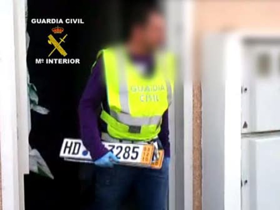 Encuentran 66 vehículos robados