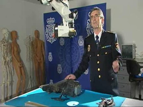 Así investiga la policía científica a los vehículos fugados tras un accidente