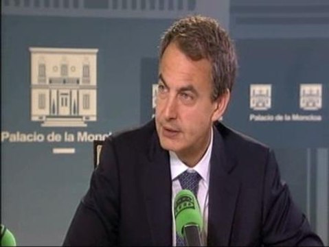 Zapatero, convencido de que sus medidas darán frutos en 2013