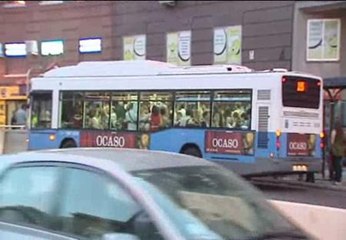 Скачать видео: Paros parciales en el transporte de Madrid