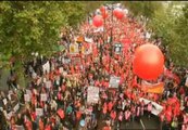 Marea roja contra la austeridad