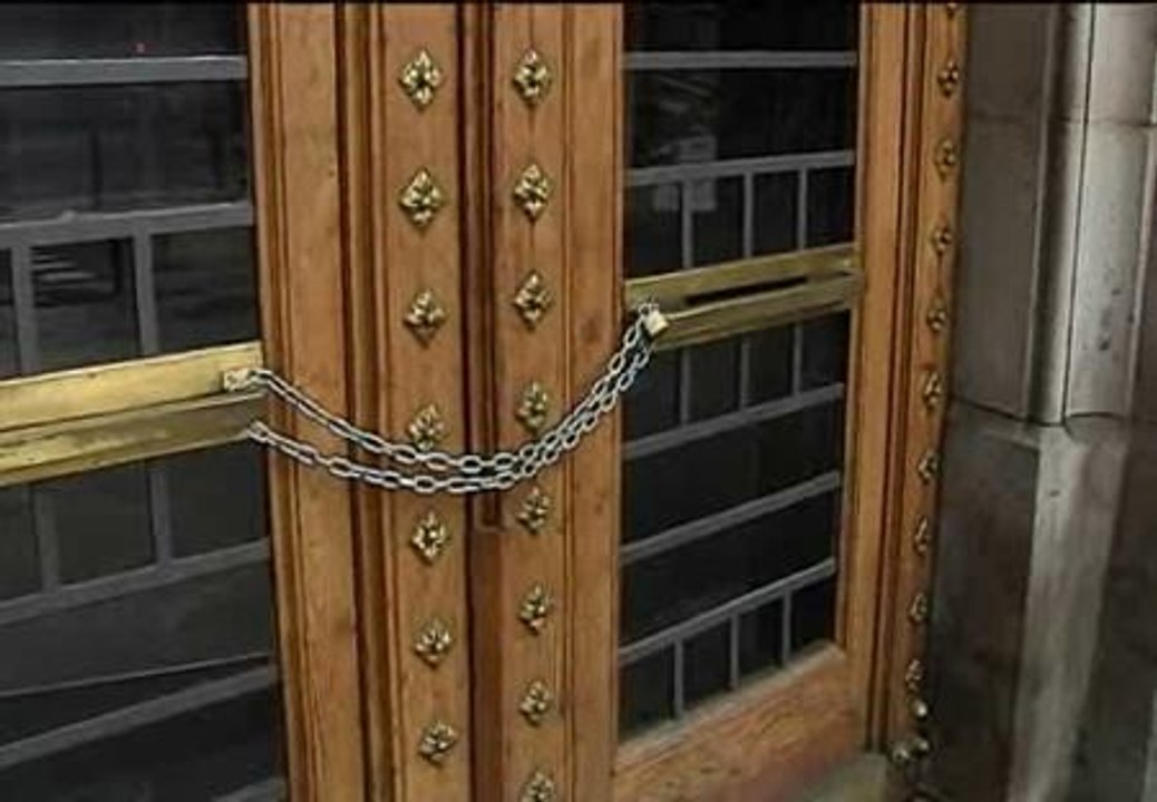 Miles de estudiantes toman las calles de Barcelona