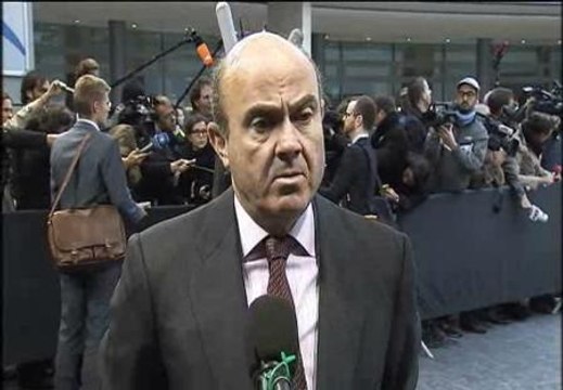 De Guindos: El Gobierno trabaja para que no se cumplan unas previsiones tan negativas como las del FMI